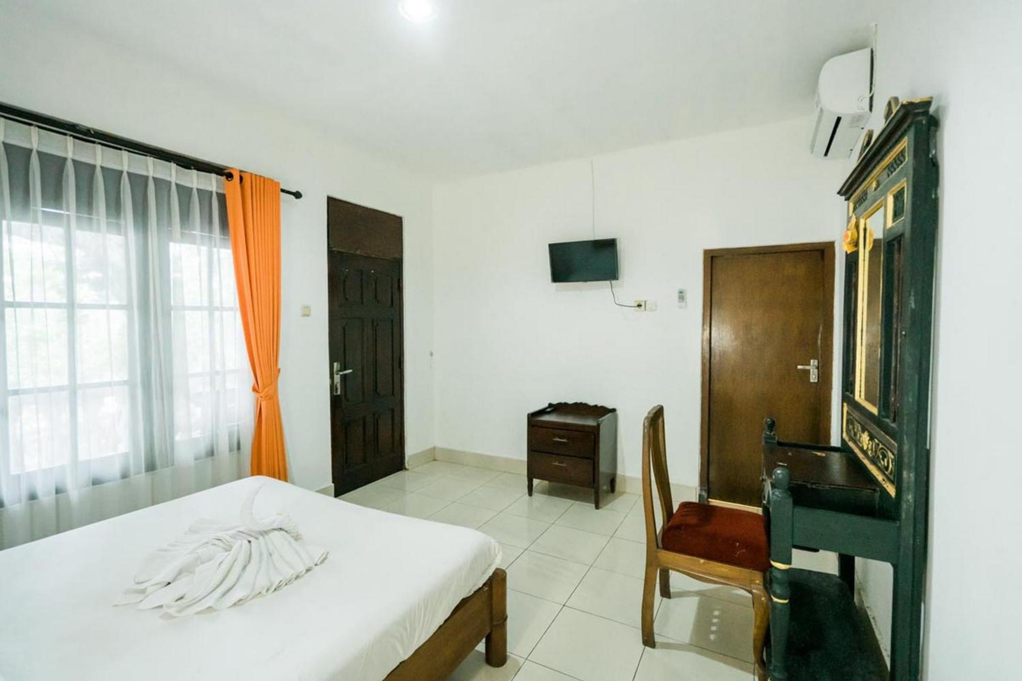 Urbanview Ananda
